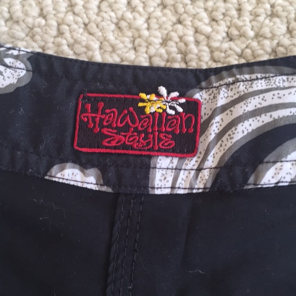 Hawaiian Style Board Shorts - Picture 4 of 4